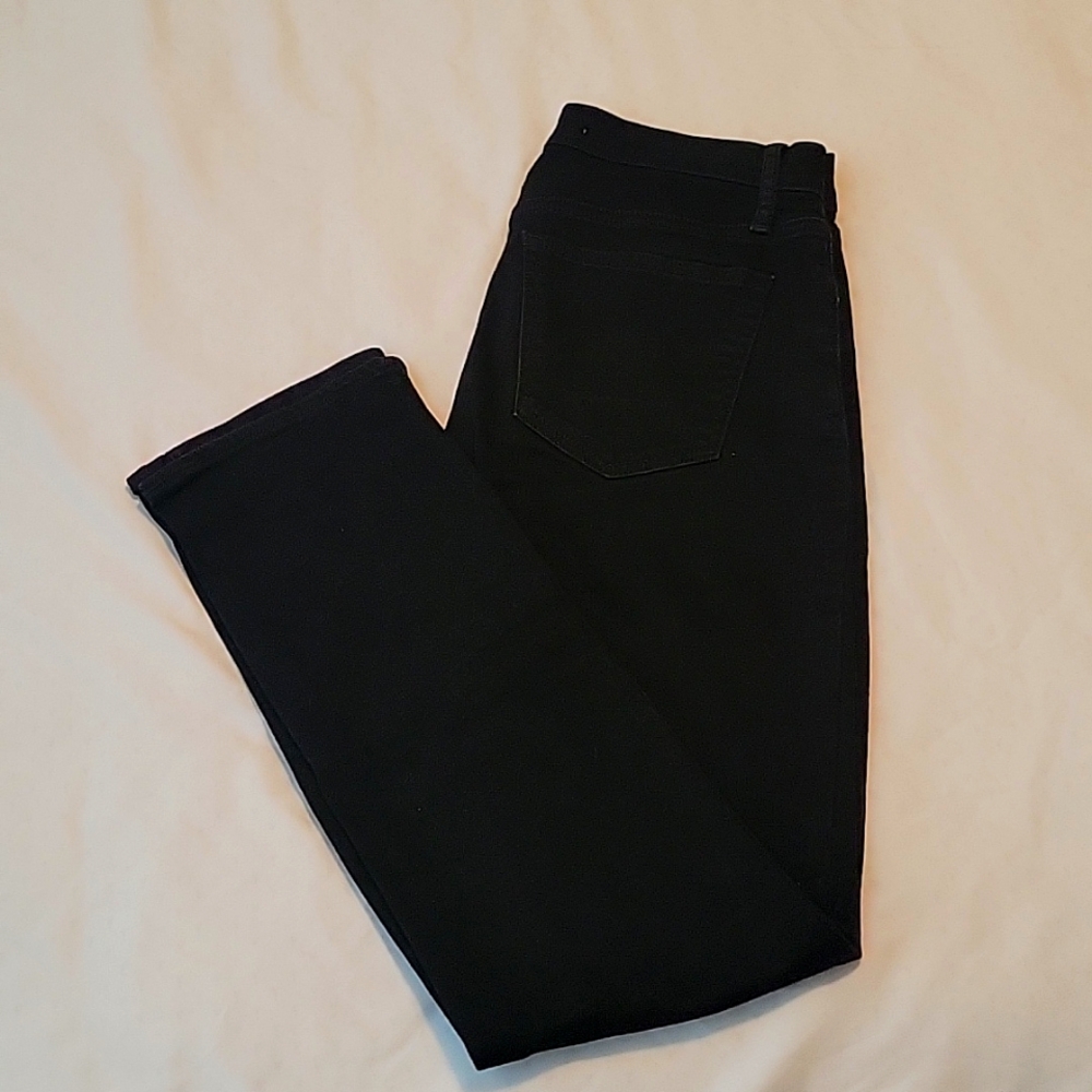 GAP Women's Black Straight Leg Jeans